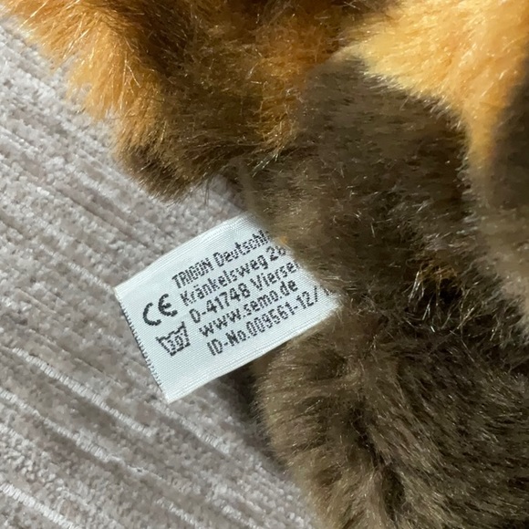 Realistic Red Panda Plush Semo 10" - Picture 9 of 9